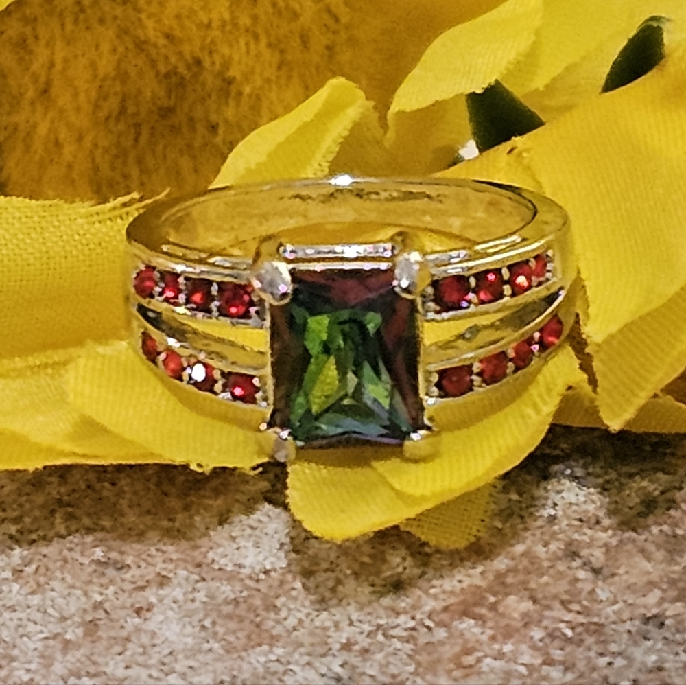 Mystic Topaz Ring with 16 red crystals
